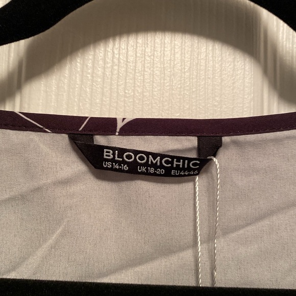 Brand New BloomChic Black/White Floral Top…size 14-16 - Picture 4 of 6